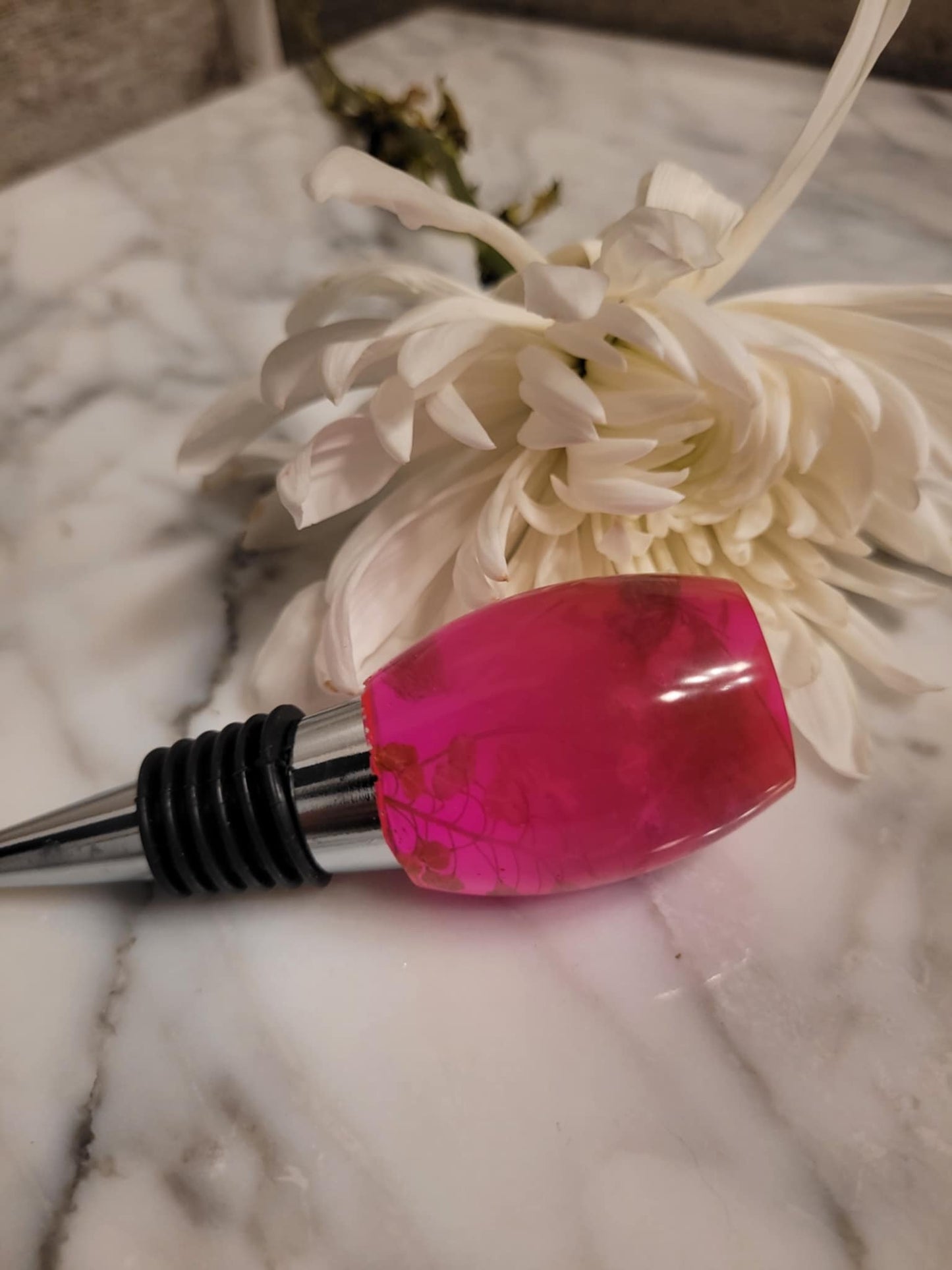Oops wine stopper